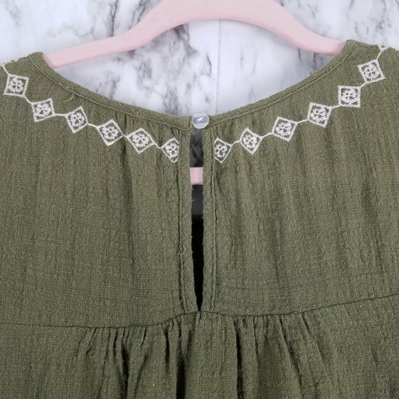 Entro Olive Green Dress with Cream Floral Embroidery - Picture 7 of 8